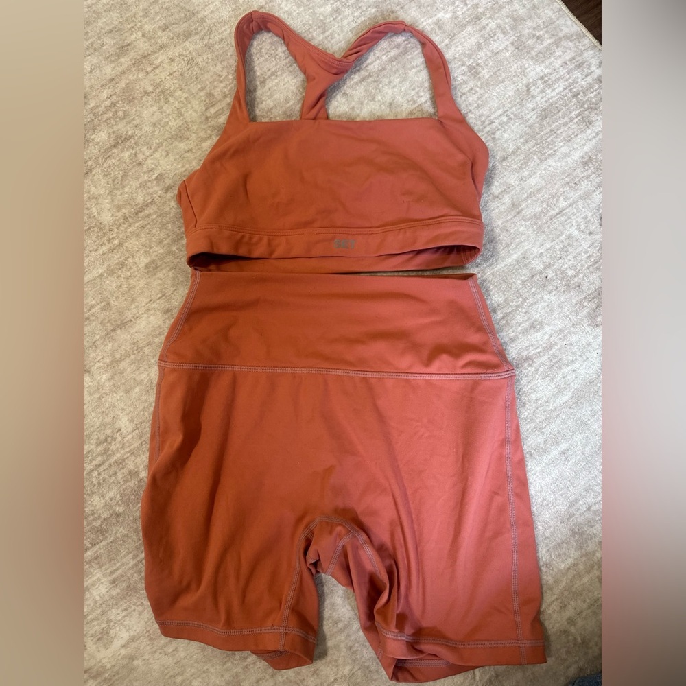 Set active matching set top size small shorts siz… - image 1